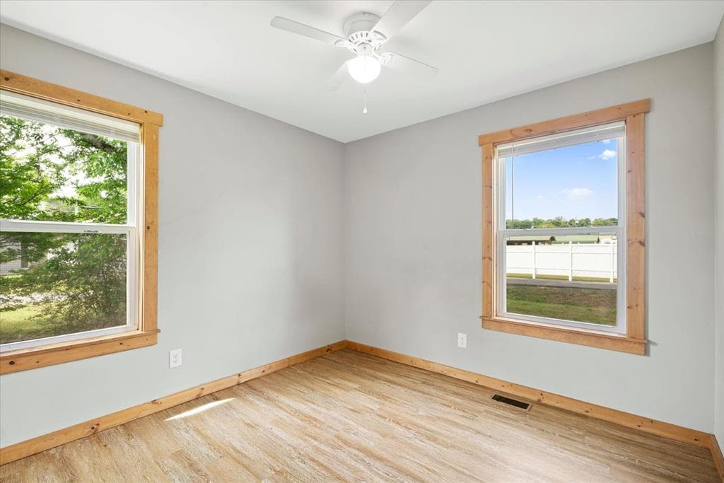 4 W 5th Avenue, Chatsworth GA 30705 - Photo