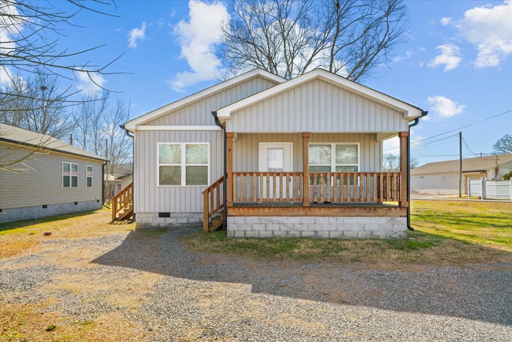 4 W 5th Avenue, Chatsworth GA 30705 - Photo