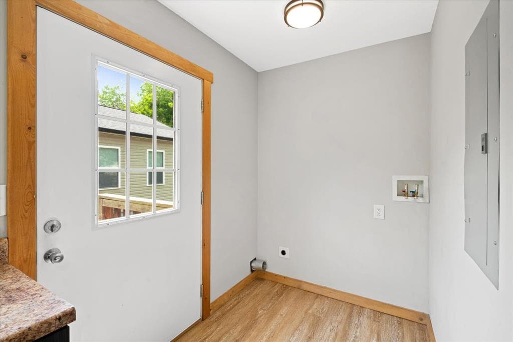 4 W 5th Avenue, Chatsworth GA 30705 - Photo