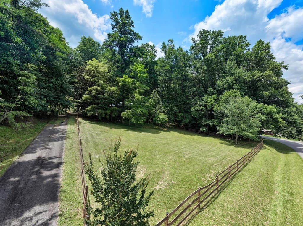 1160 Hidden Lake Road, Blairsville GA 30512 - Photo