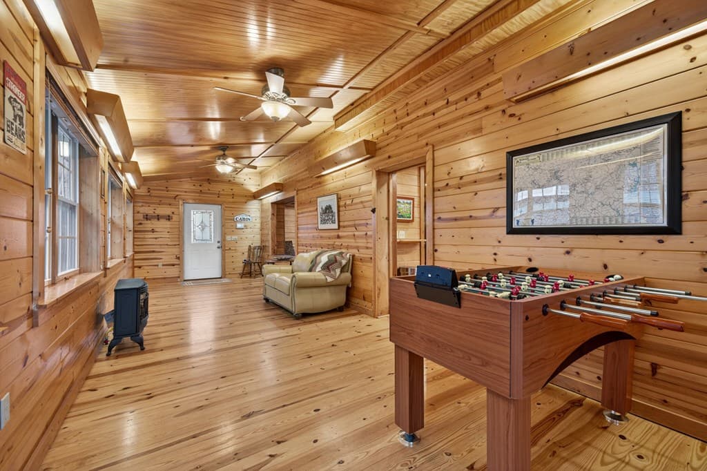 317 Collins Creek Road, Hiawassee GA 30546 - Photo