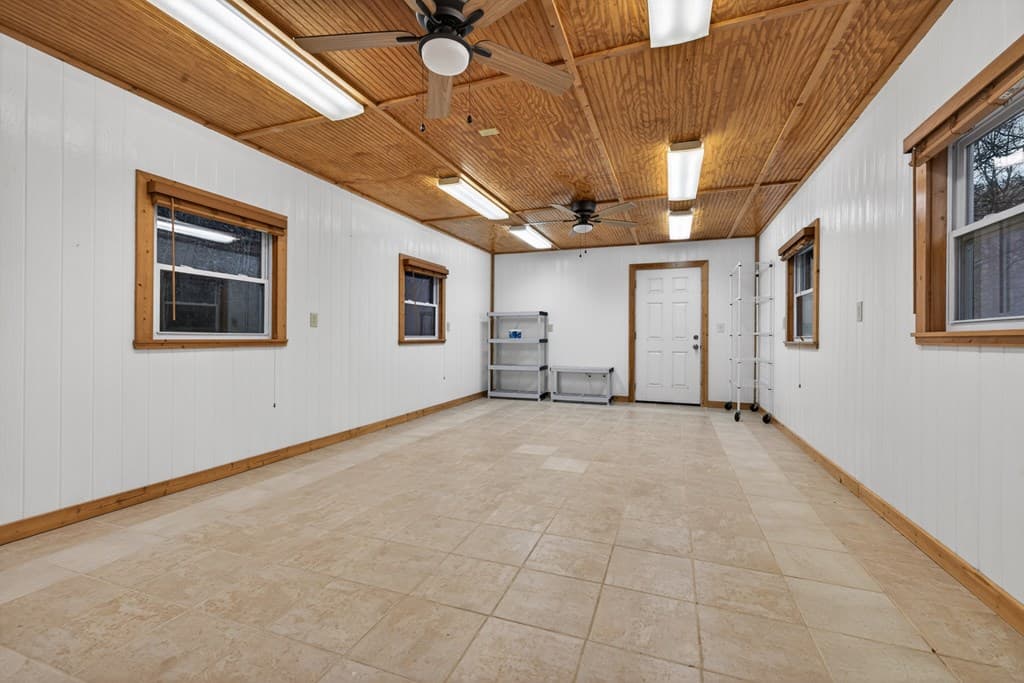317 Collins Creek Road, Hiawassee GA 30546 - Photo