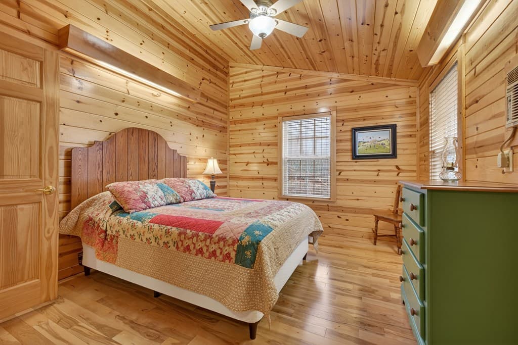 317 Collins Creek Road, Hiawassee GA 30546 - Photo