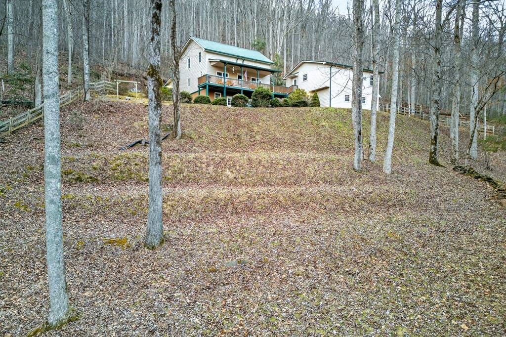 317 Collins Creek Road, Hiawassee GA 30546 - Photo