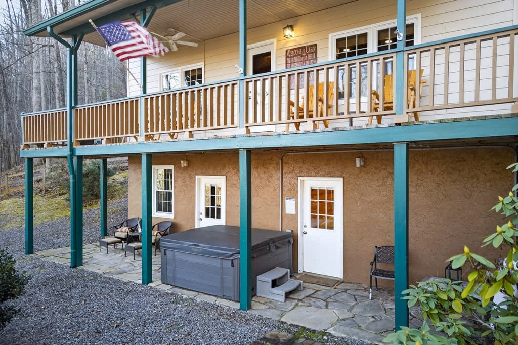 317 Collins Creek Road, Hiawassee GA 30546 - Photo