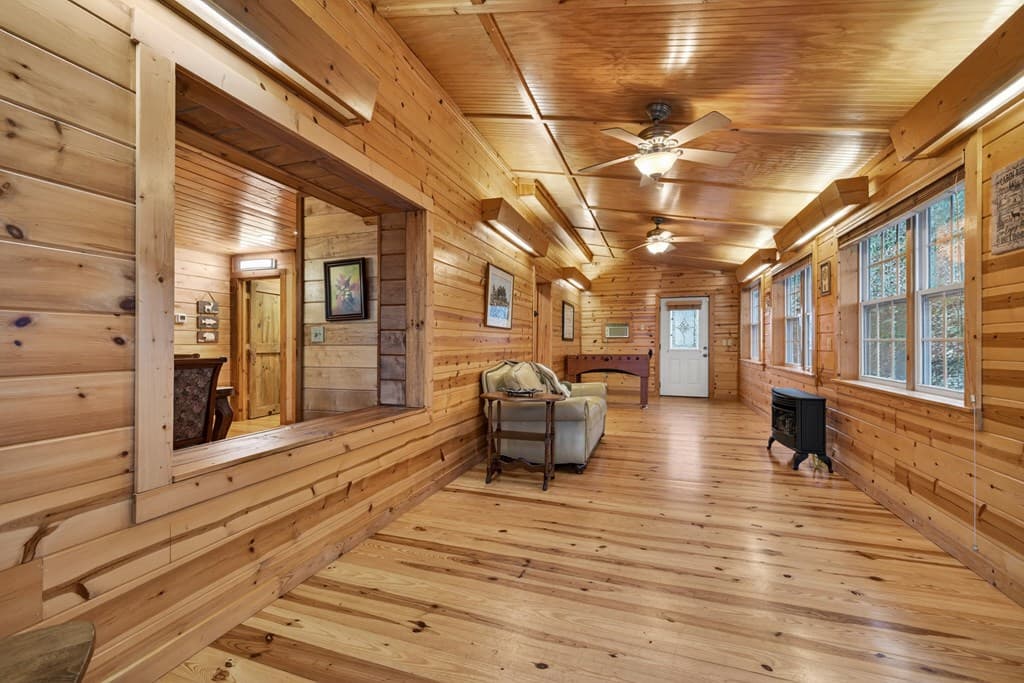 317 Collins Creek Road, Hiawassee GA 30546 - Photo