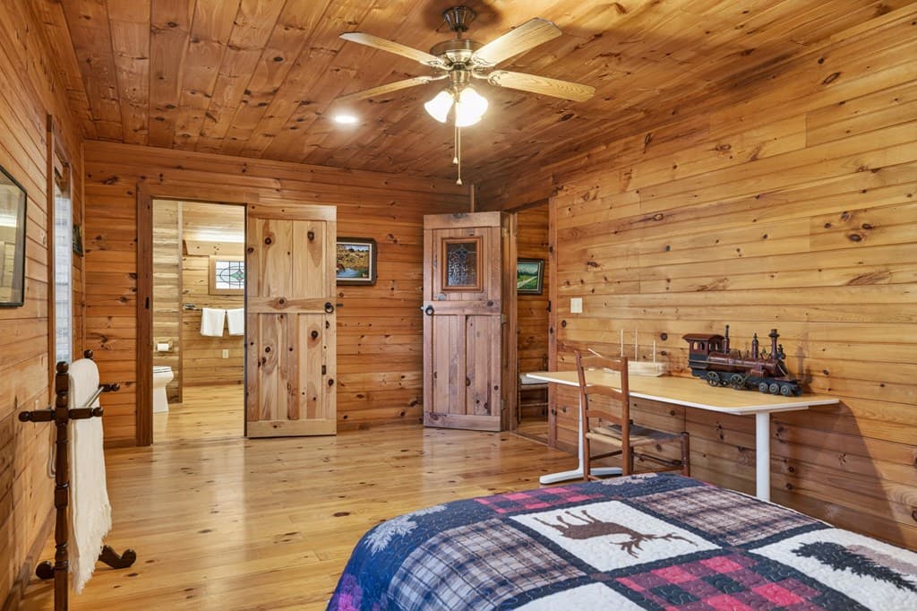 317 Collins Creek Road, Hiawassee GA 30546 - Photo