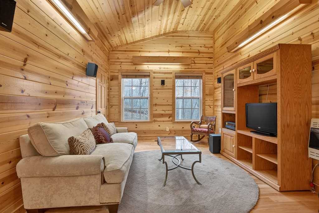 317 Collins Creek Road, Hiawassee GA 30546 - Photo