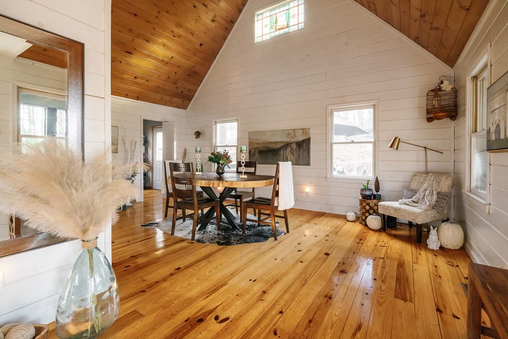 31 Highland Hammock Drive, Blue Ridge GA 30513 - Photo