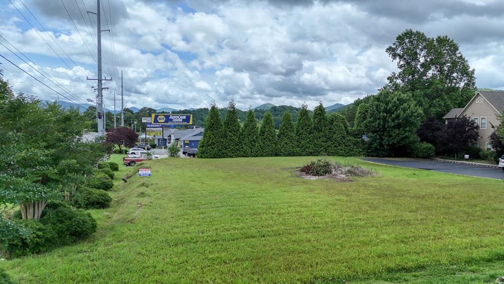 TR 3 Four Seasons Village, Hiawassee GA 30546 - Photo