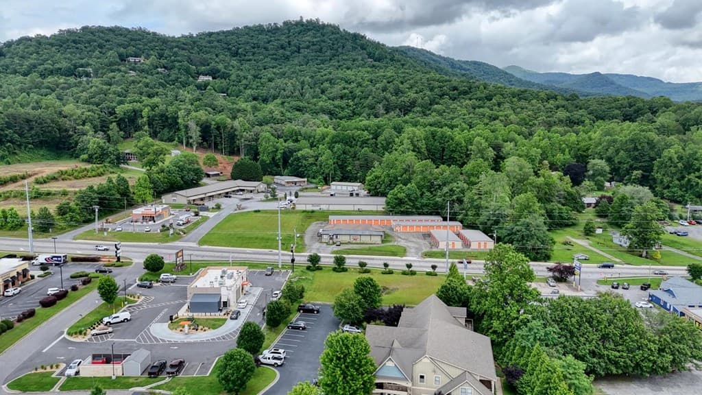 TR 3 Four Seasons Village, Hiawassee GA 30546 - Photo