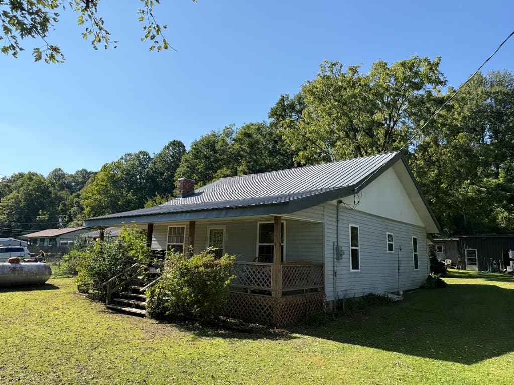 110 Fisher Street, Andrews NC 28901 - Photo