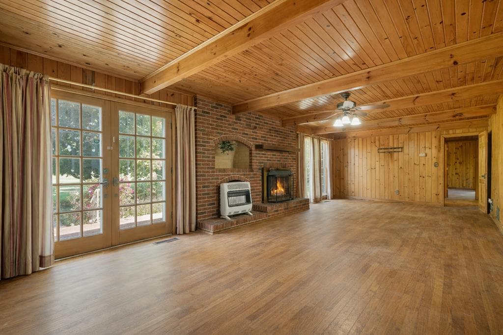 195 River Street, Ellijay GA 30540 - Photo