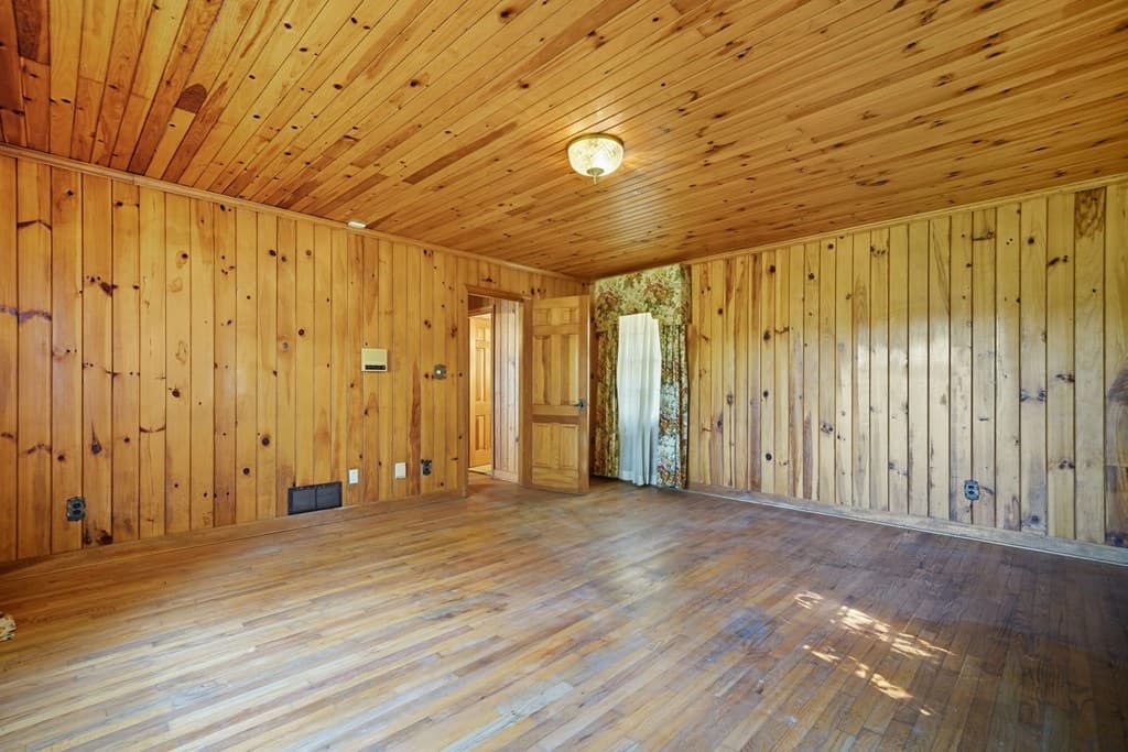 195 River Street, Ellijay GA 30540 - Photo