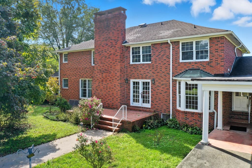 195 River Street, Ellijay GA 30540 - Photo
