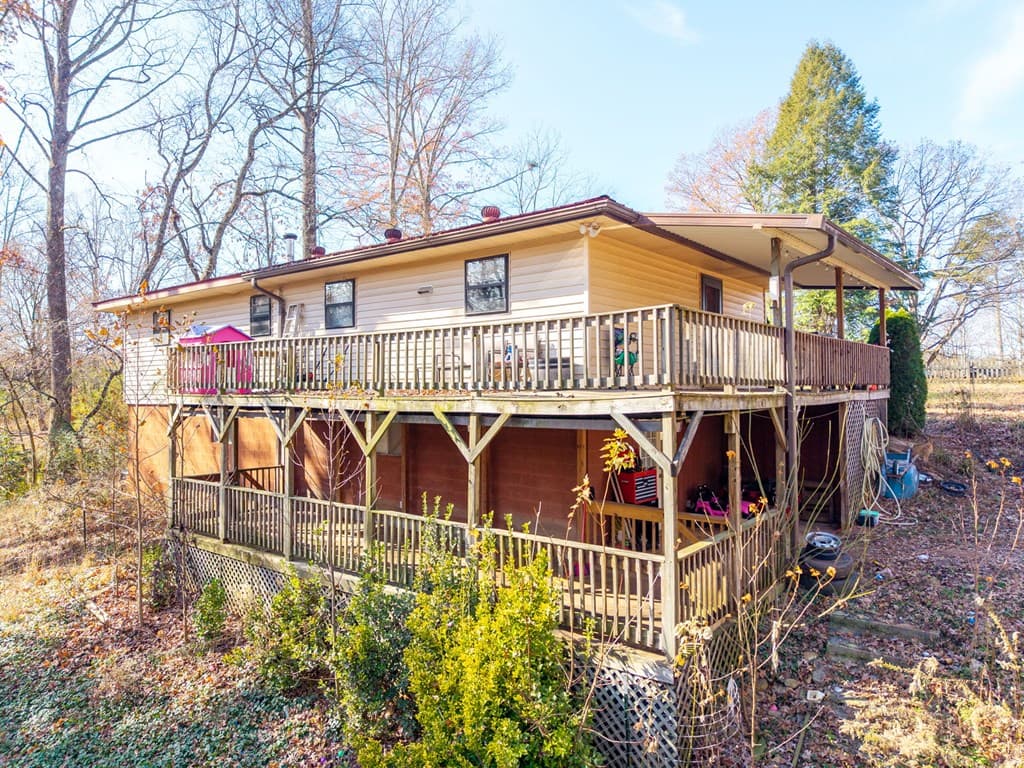 2906 Douthit Road, Mineral Bluff GA 30559 - Photo