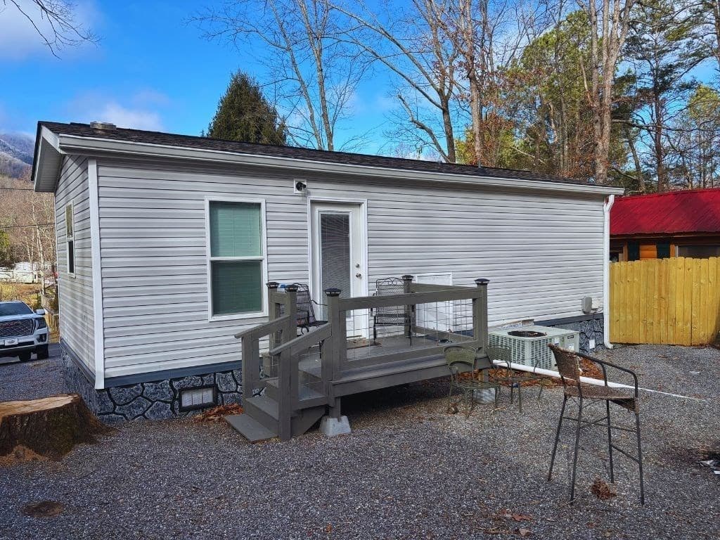 638 Ruby Lake Drive, Hiawassee GA 30546 - Photo