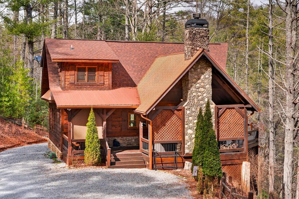 40 Adelaide Trail, Blue Ridge GA 30513 - Primary photo