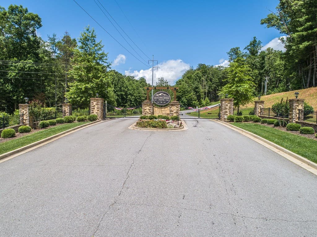 574 Winding Ridge, Blairsville GA 30512 - Photo