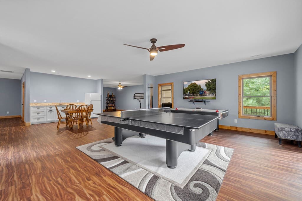 292 Silver Fox Trail, Blue Ridge GA 30513 - Photo