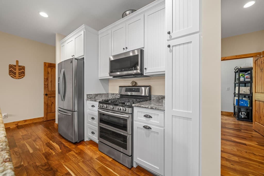 292 Silver Fox Trail, Blue Ridge GA 30513 - Photo