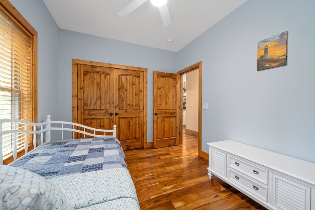292 Silver Fox Trail, Blue Ridge GA 30513 - Photo