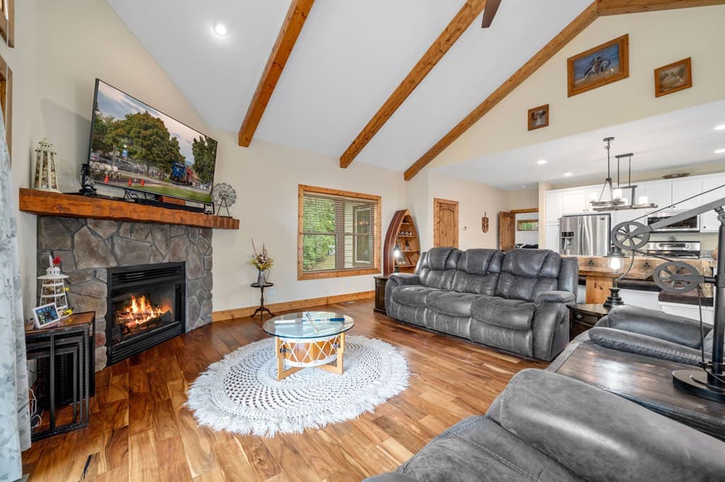 292 Silver Fox Trail, Blue Ridge GA 30513 - Photo
