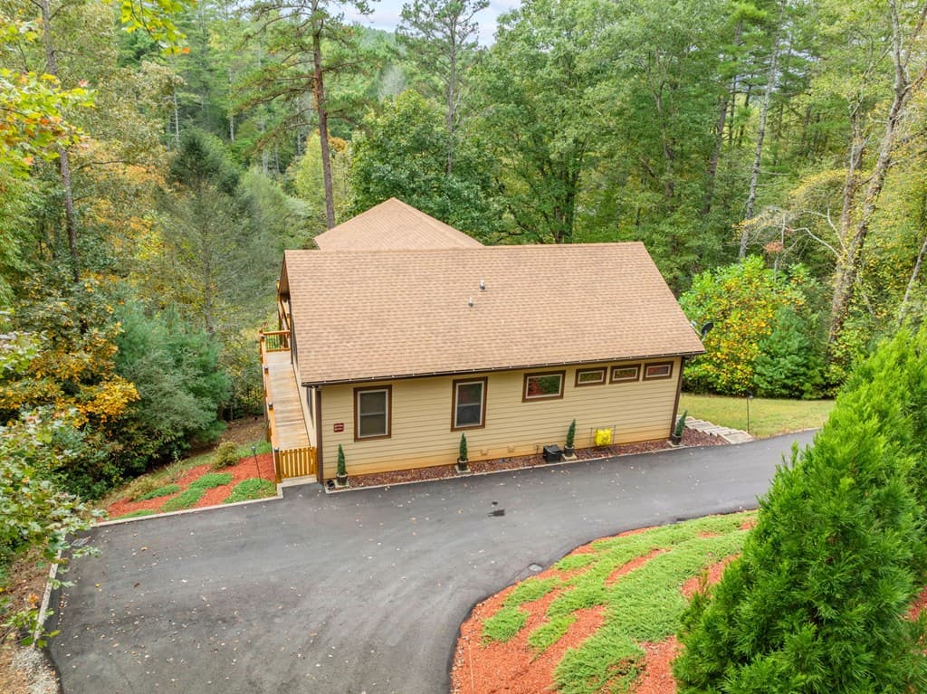 292 Silver Fox Trail, Blue Ridge GA 30513 - Photo