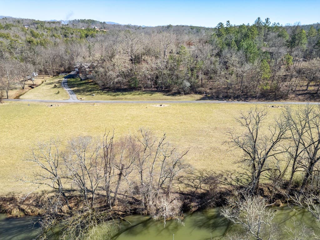 23 Butterball Boulevard, Murphy NC 28906 - Photo