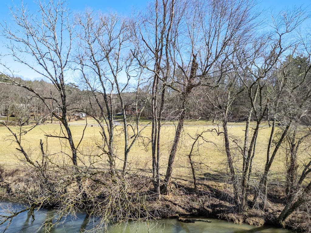 23 Butterball Boulevard, Murphy NC 28906 - Photo