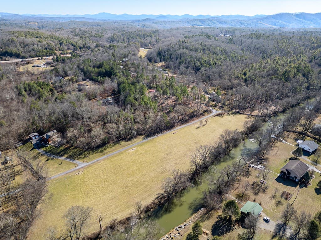 23 Butterball Boulevard, Murphy NC 28906 - Photo