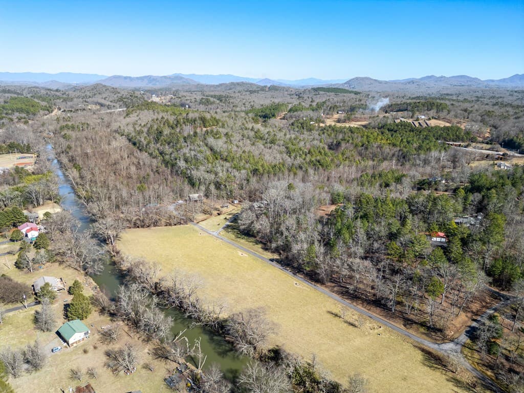 23 Butterball Boulevard, Murphy NC 28906 - Photo