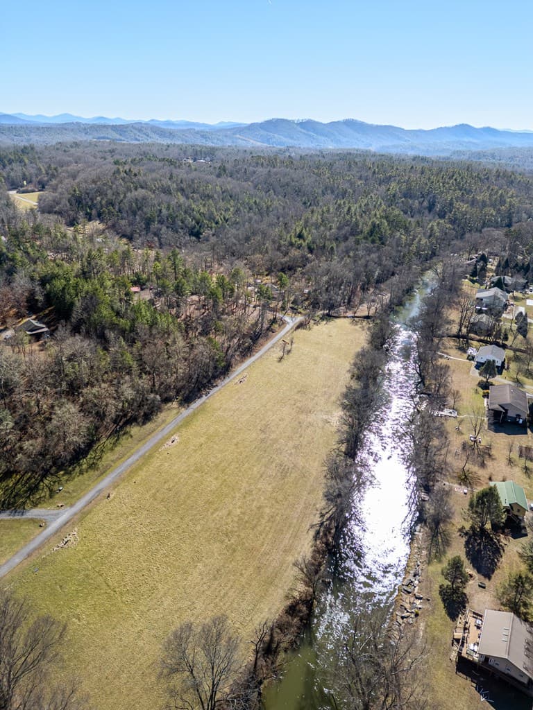 23 Butterball Boulevard, Murphy NC 28906 - Photo