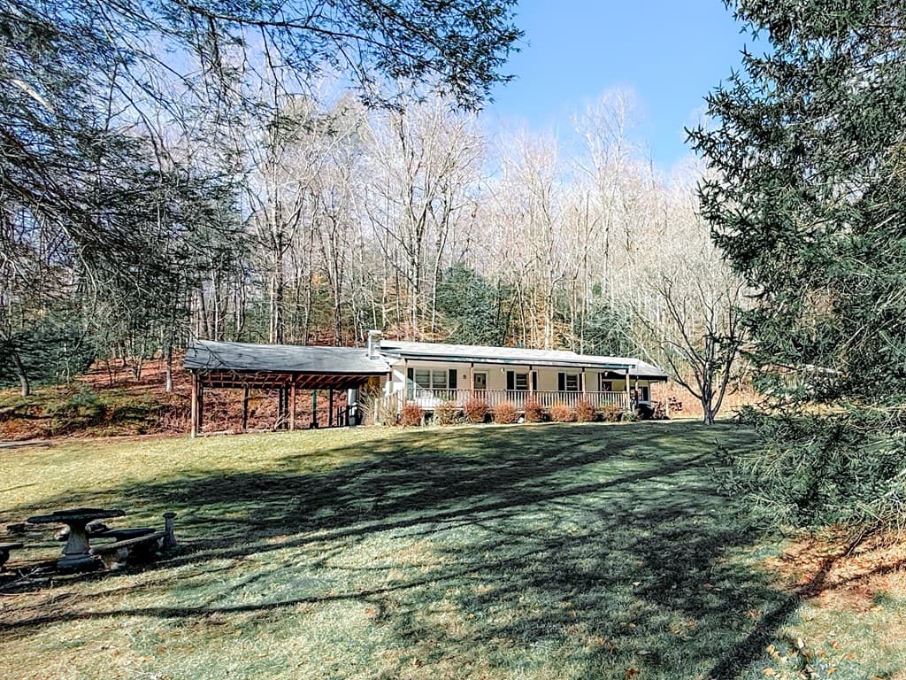 40 South Lucius Road, Cherry Log GA 30522 - Photo
