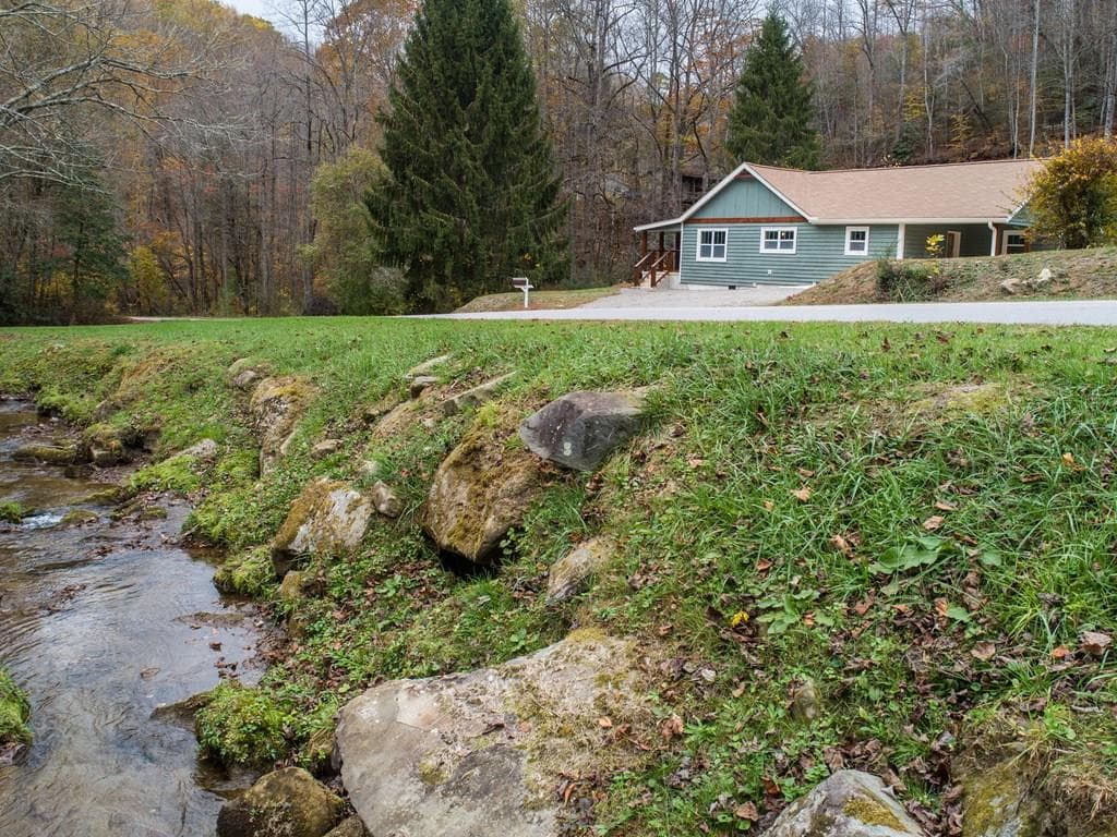 5107 Boiling Springs Road, Murphy NC 28906 - Primary photo