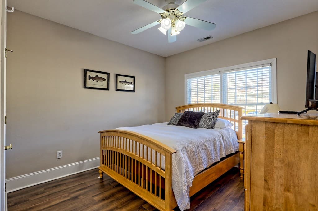 1688 Lakeview Drive 1d, Young Harris GA 30582 - Photo