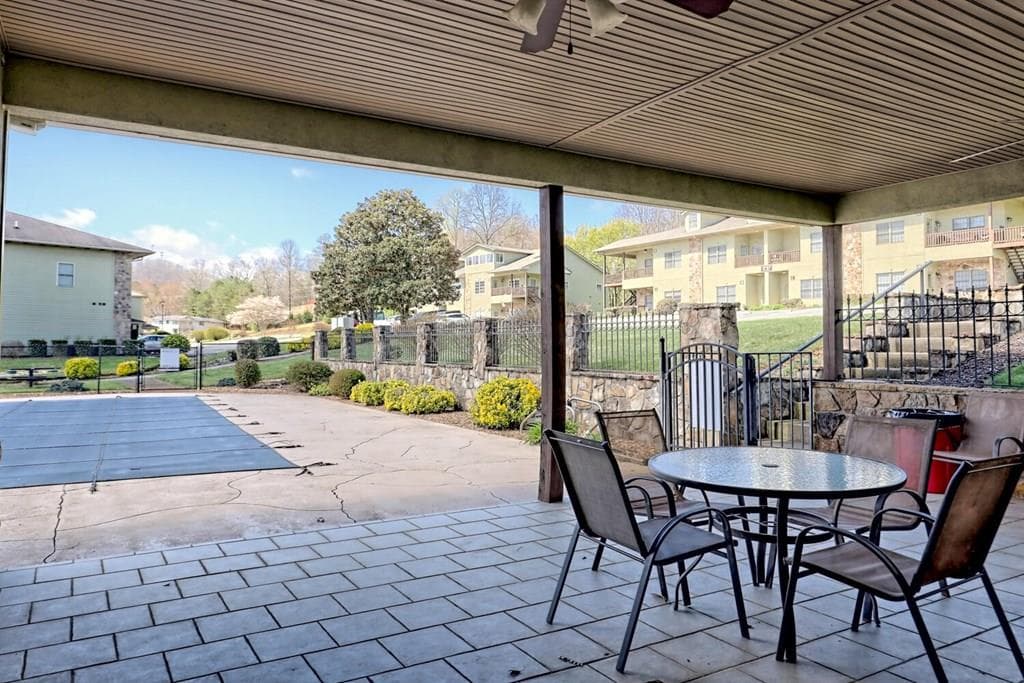 1688 Lakeview Drive 1d, Young Harris GA 30582 - Photo