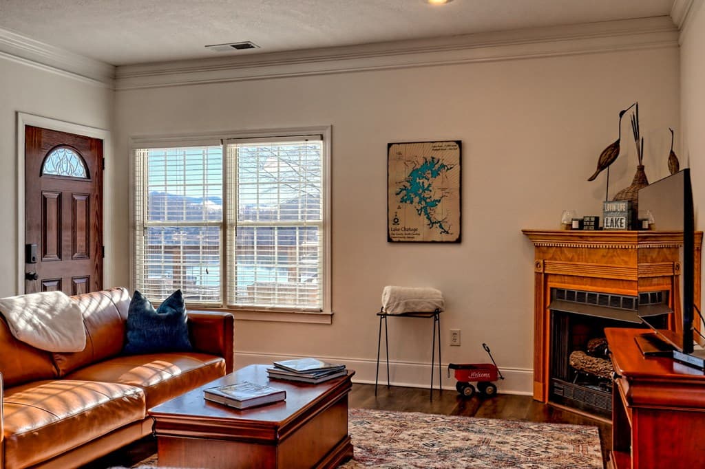 1688 Lakeview Drive 1d, Young Harris GA 30582 - Photo