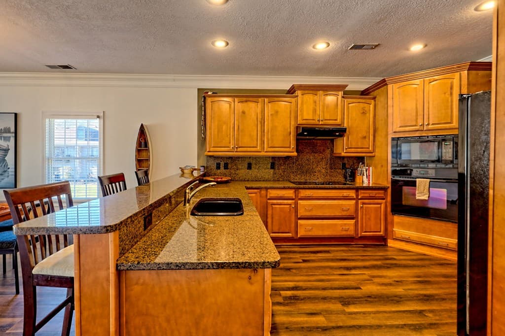 1688 Lakeview Drive 1d, Young Harris GA 30582 - Photo