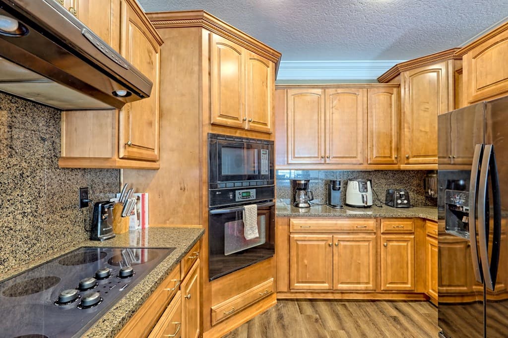 1688 Lakeview Drive 1d, Young Harris GA 30582 - Photo