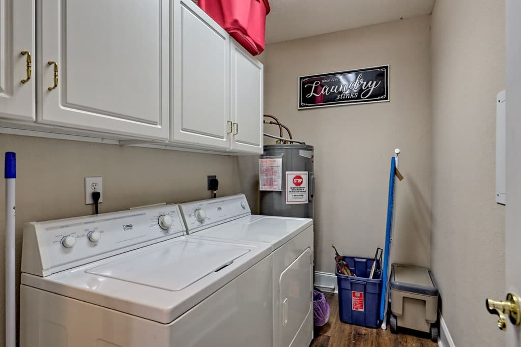 1688 Lakeview Drive 1d, Young Harris GA 30582 - Photo