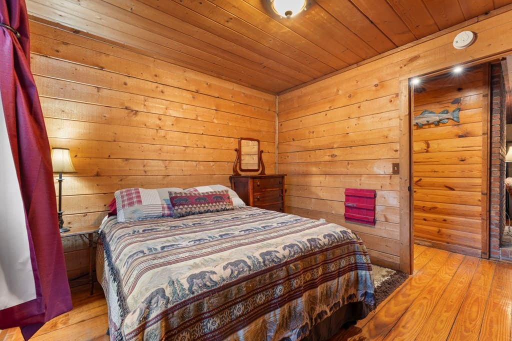 451 Summit Road, Otto NC 28763 - Photo