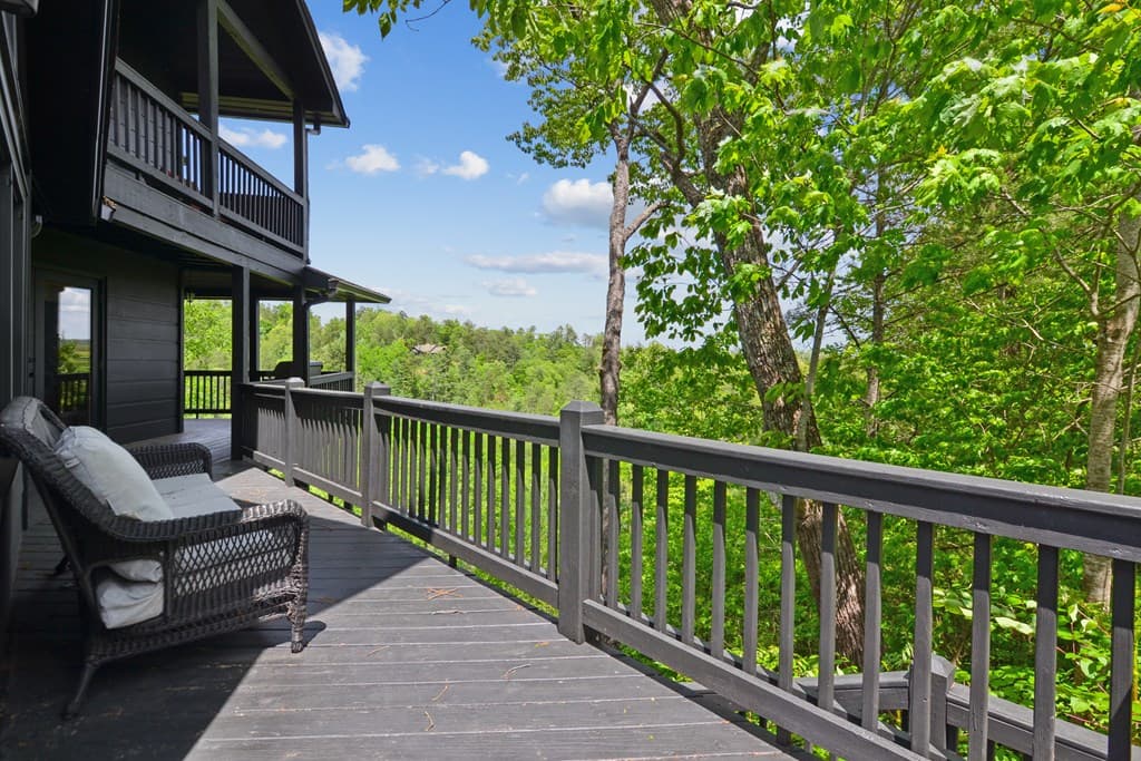 305 Skybound Road, Blue Ridge GA 30513 - Photo