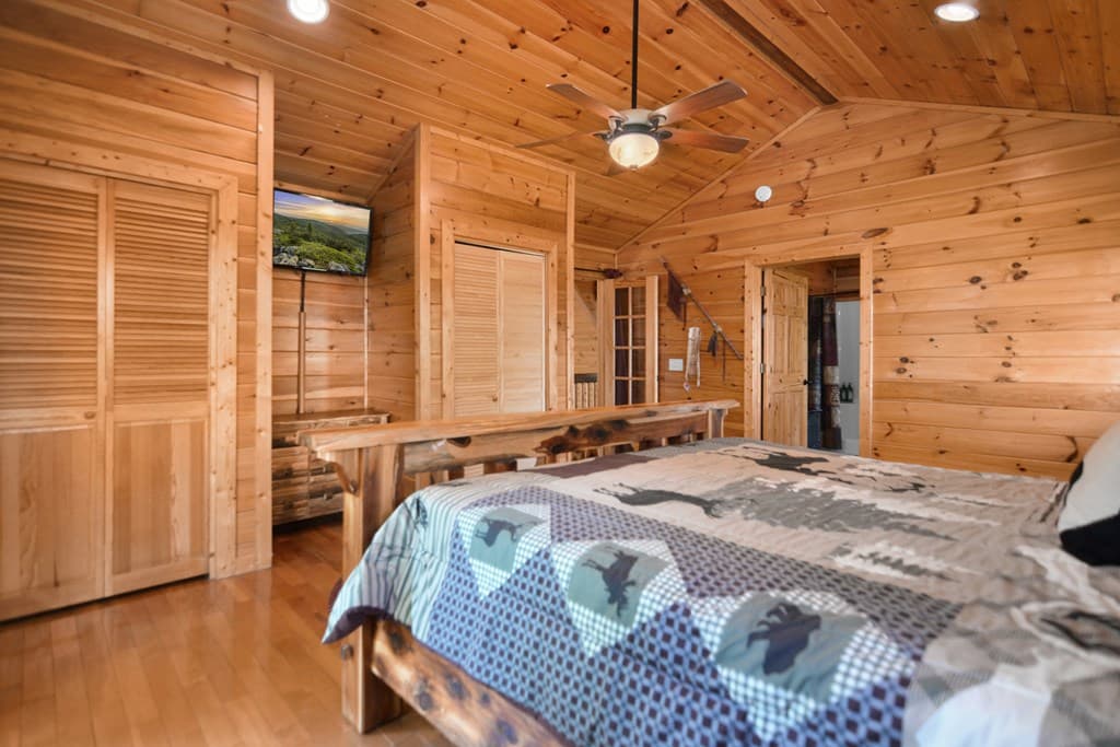 305 Skybound Road, Blue Ridge GA 30513 - Photo