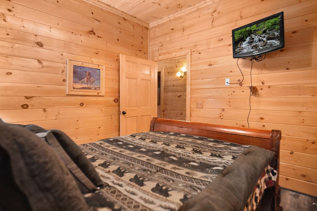 305 Skybound Road, Blue Ridge GA 30513 - Photo