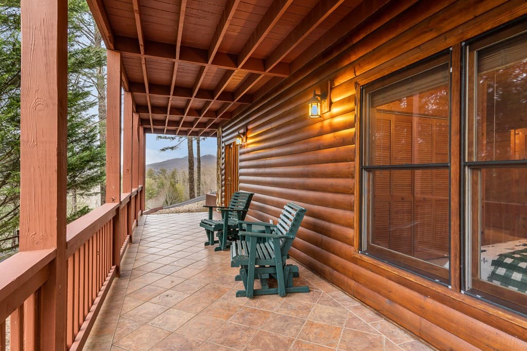 131 Toccoa Overlook Lane, Blue Ridge GA 30513 - Photo