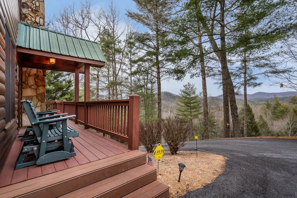 131 Toccoa Overlook Lane, Blue Ridge GA 30513 - Photo