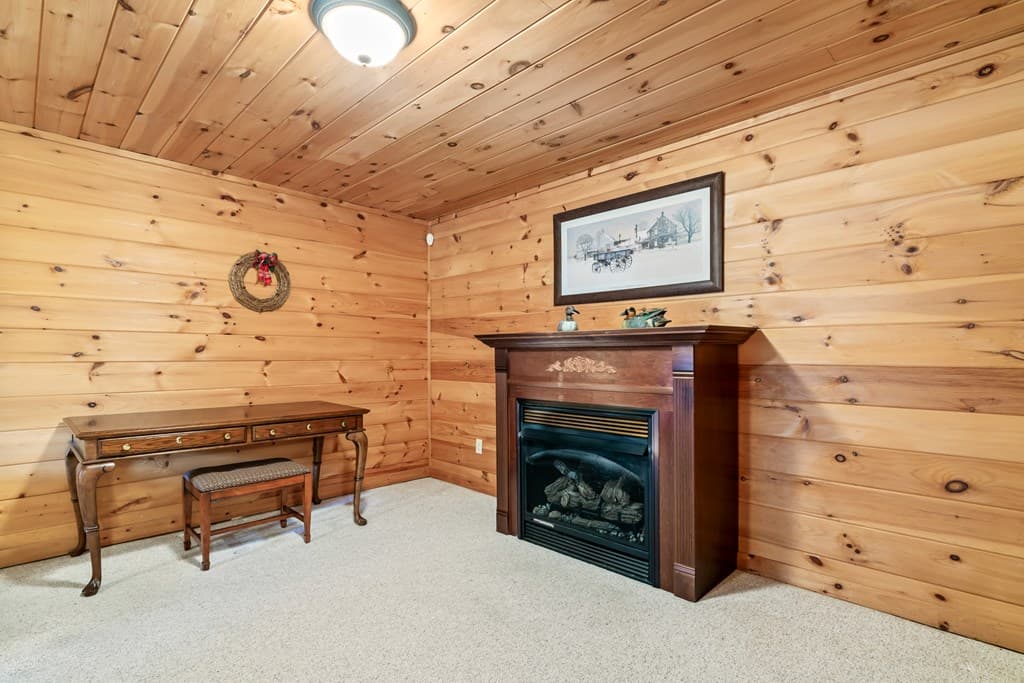 131 Toccoa Overlook Lane, Blue Ridge GA 30513 - Photo