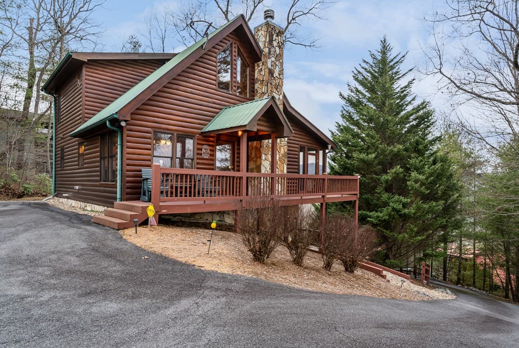131 Toccoa Overlook Lane, Blue Ridge GA 30513 - Photo