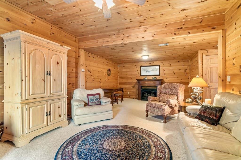 131 Toccoa Overlook Lane, Blue Ridge GA 30513 - Photo